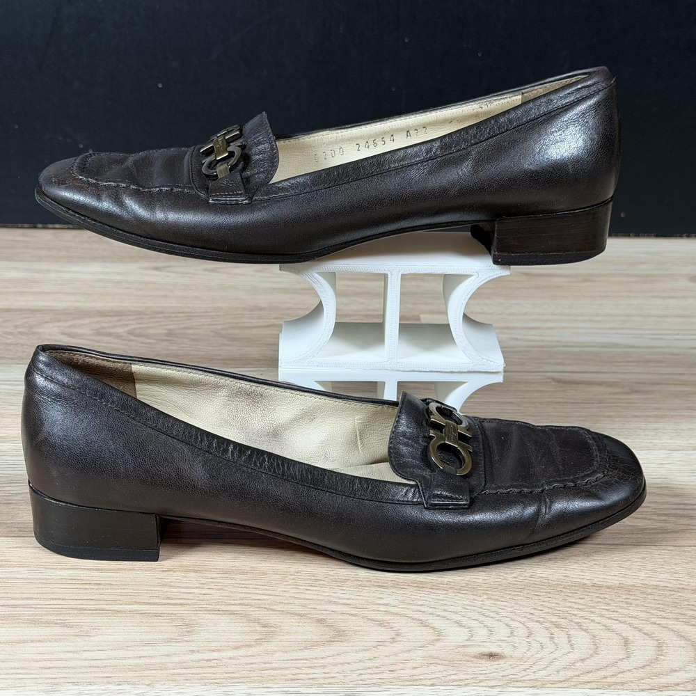 Salvatore Ferragamo Loafers Women Size 6.5 Brown Gancini Leather Horsebit Preppy